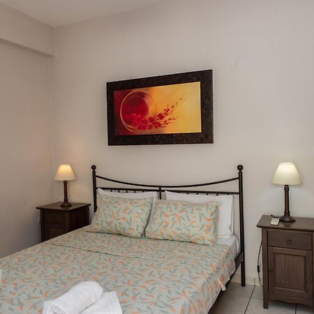 קלמאטה Kamari Blue Apartments מראה חיצוני תמונה