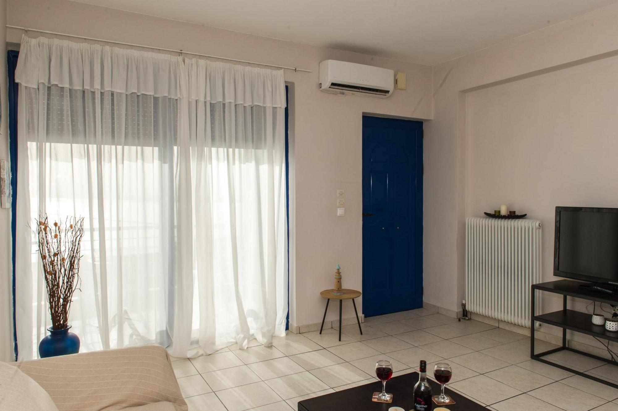 קלמאטה Kamari Blue Apartments מראה חיצוני תמונה