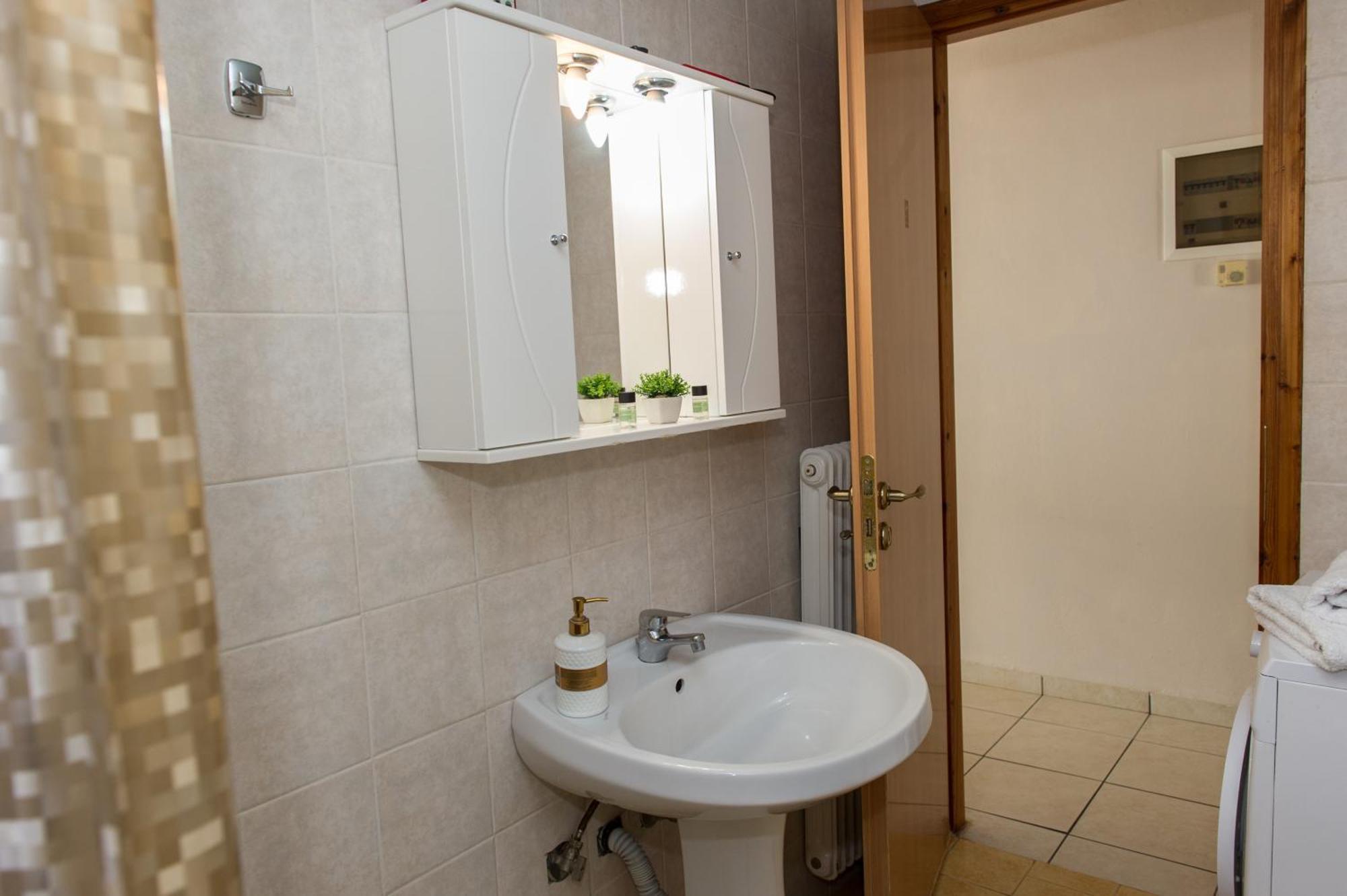 קלמאטה Kamari Blue Apartments מראה חיצוני תמונה