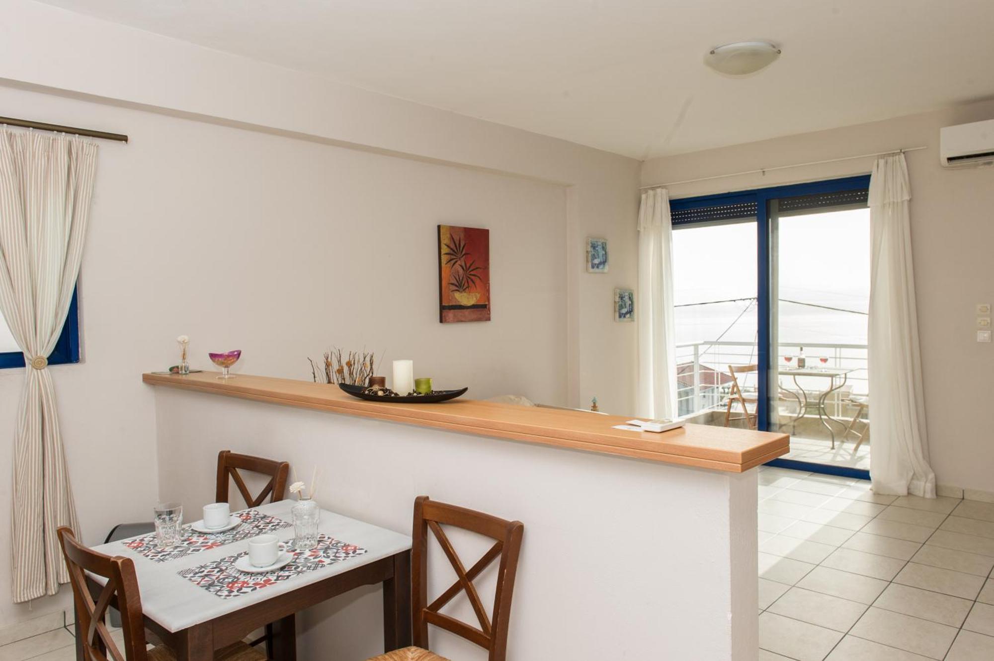 קלמאטה Kamari Blue Apartments מראה חיצוני תמונה